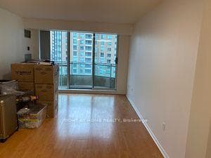 8 Pemberton Avenue Unit 1106 photo 5