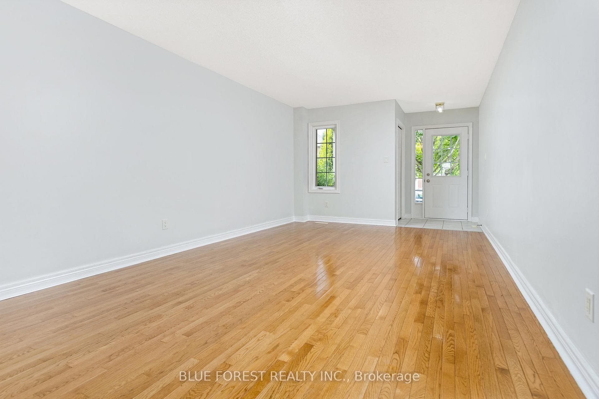 2414 Sequoia Way photo 6