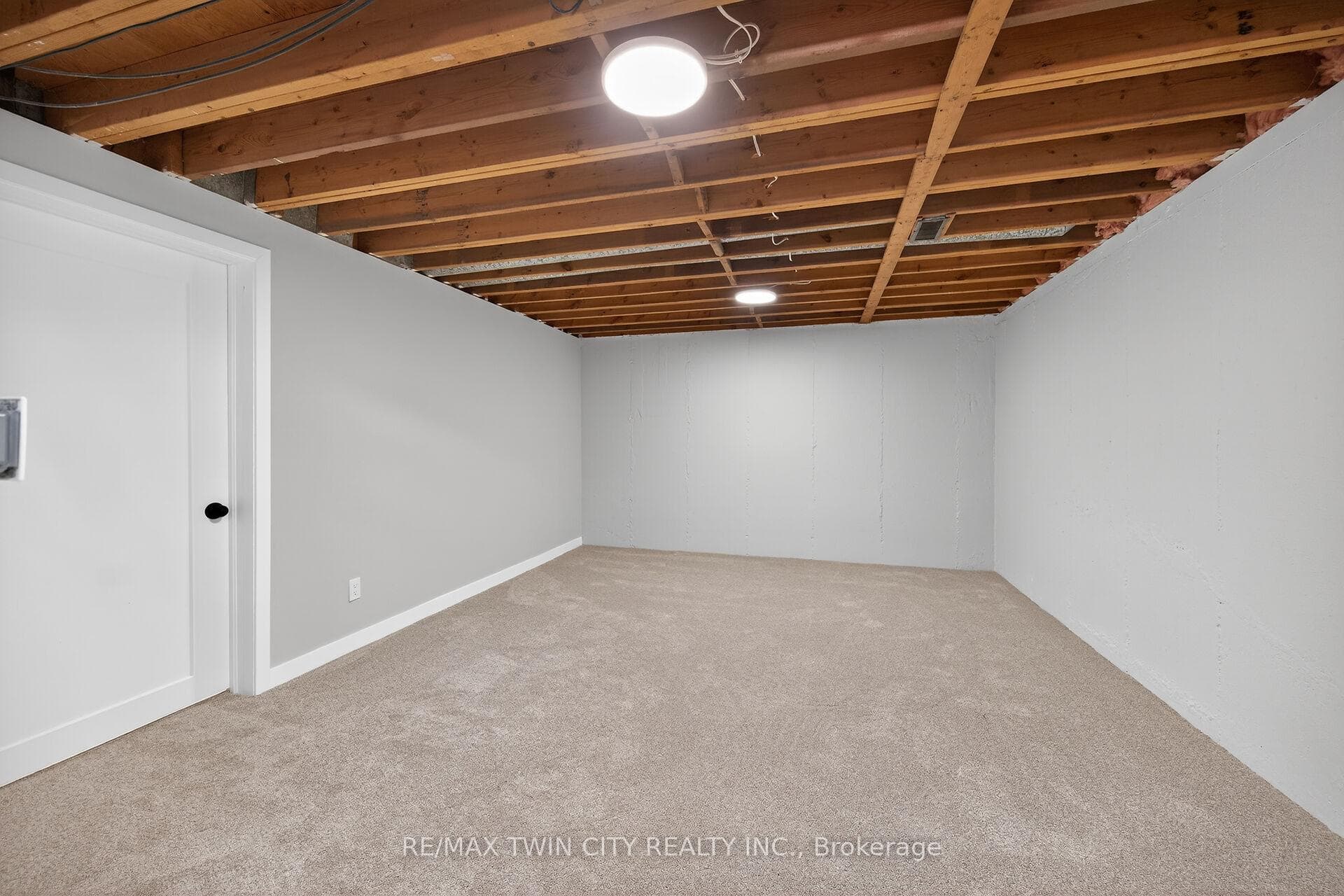 1418 Pineview Court photo 36