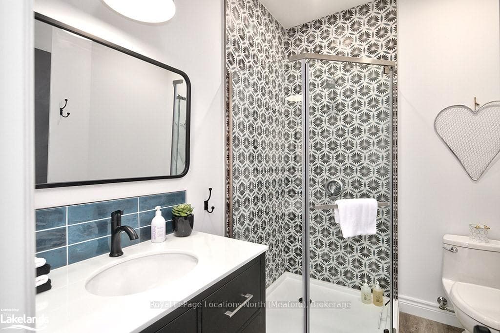 27 COLLINGWOOD Street photo 28