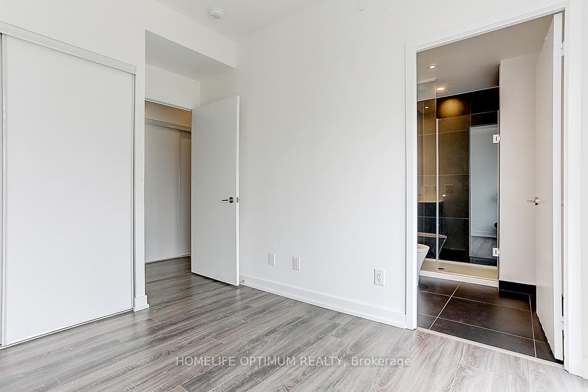 20 Edward Street Unit 2415 photo 10