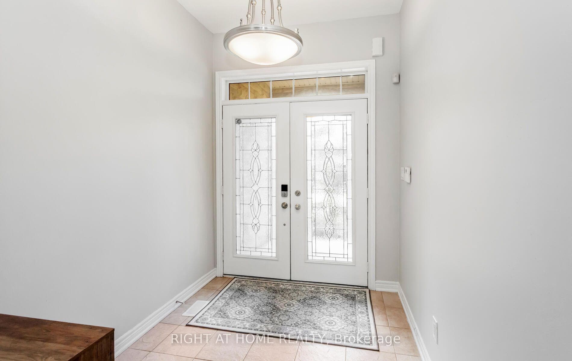 2419 Wasaga Drive photo 3
