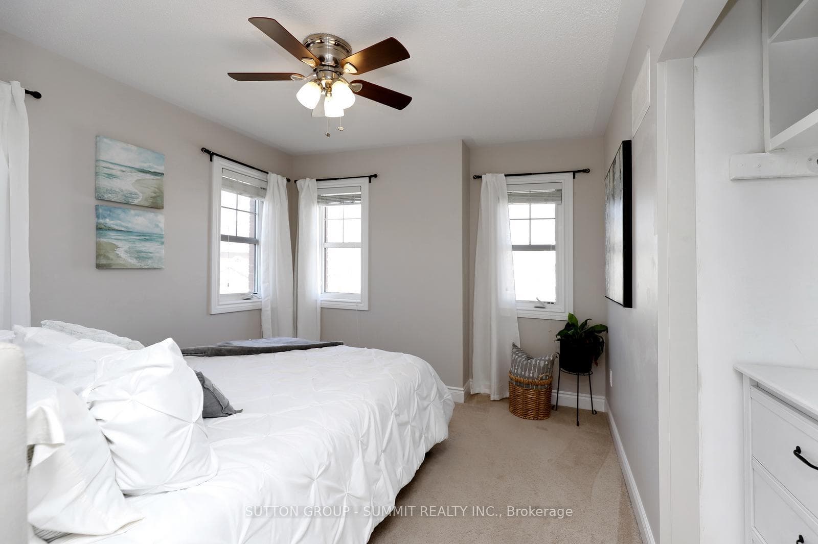 378 Blinco Terrace photo 28