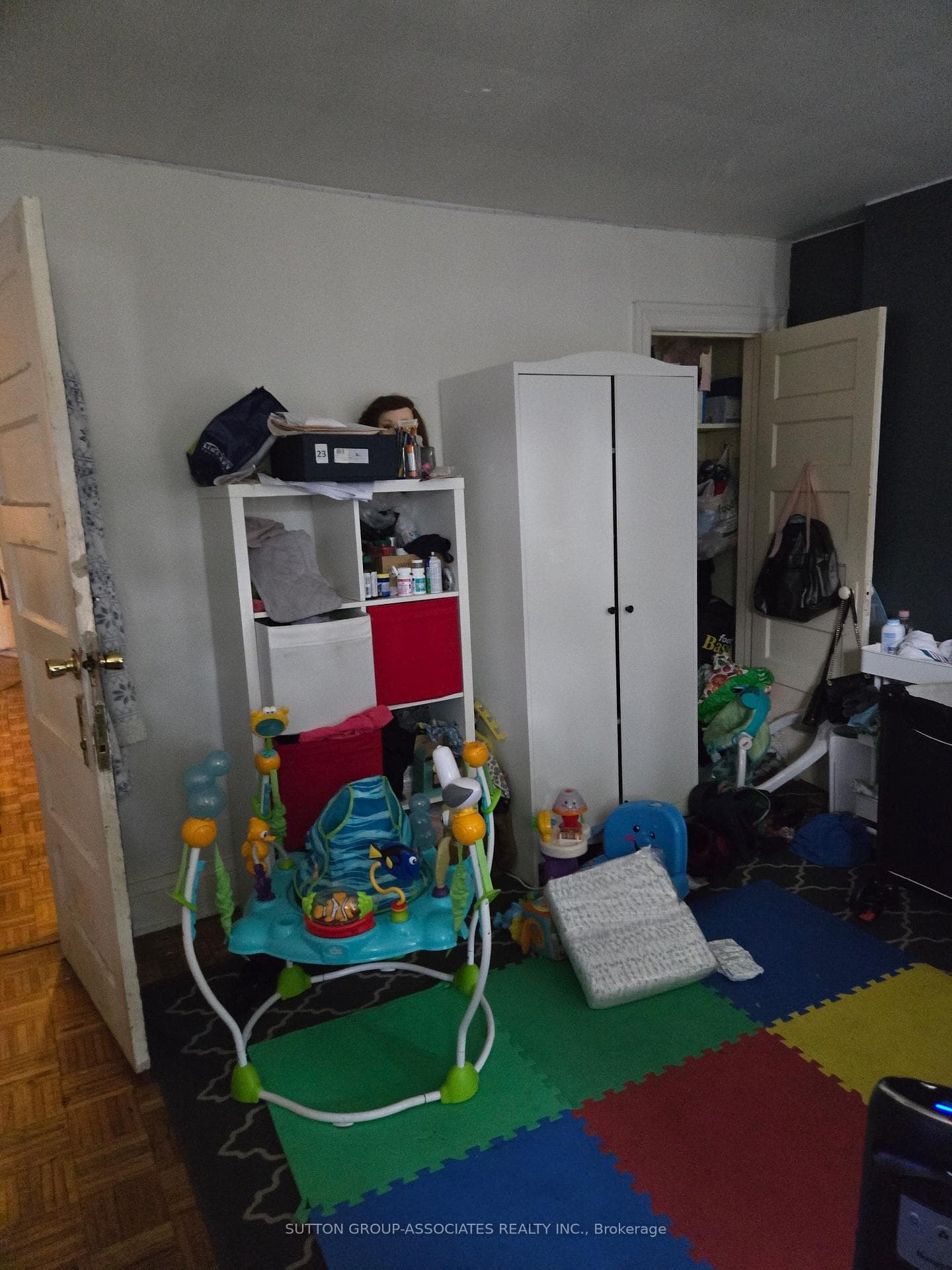 126 Grace Street photo 13