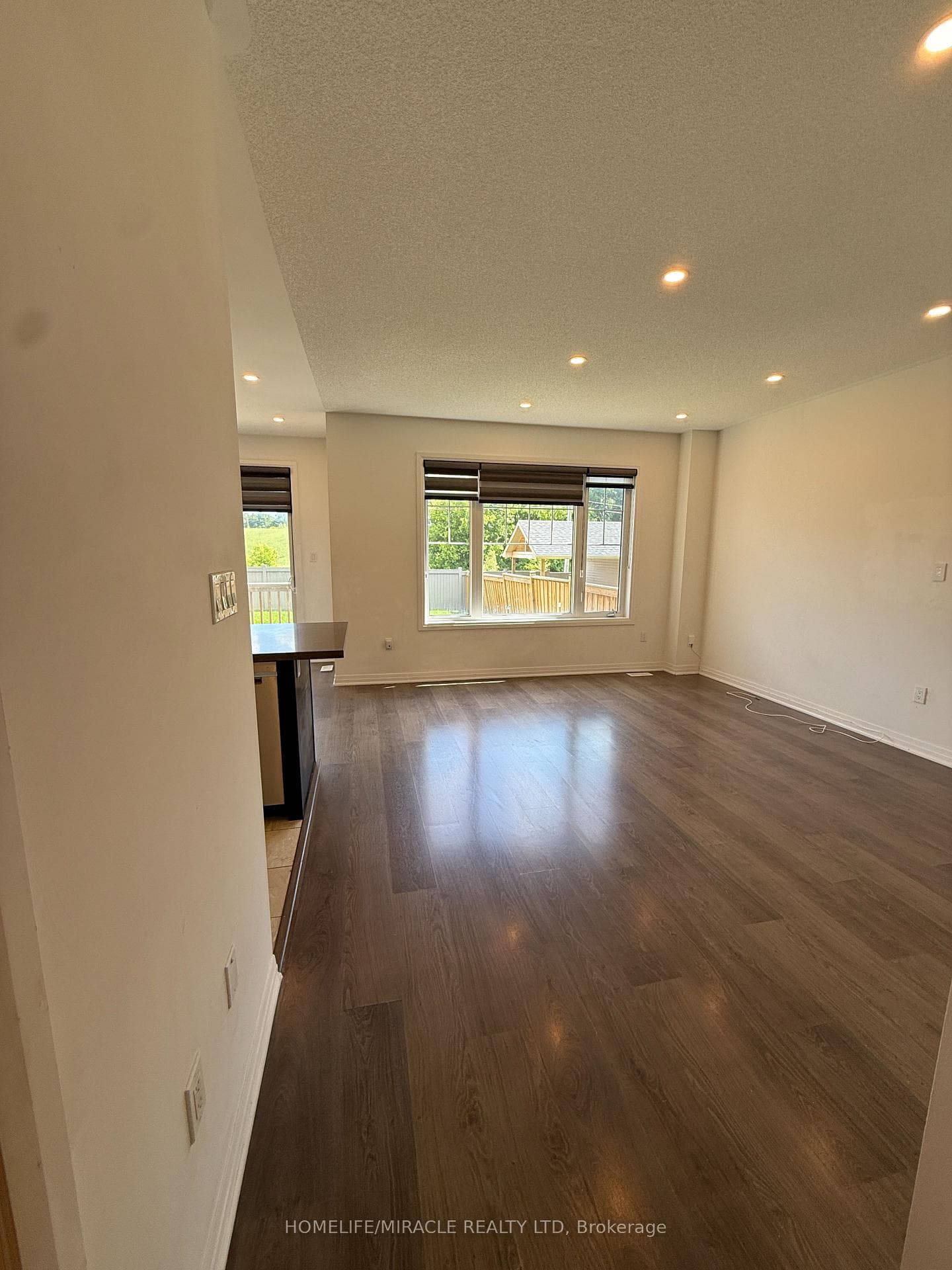17 Casserley Crescent photo 18