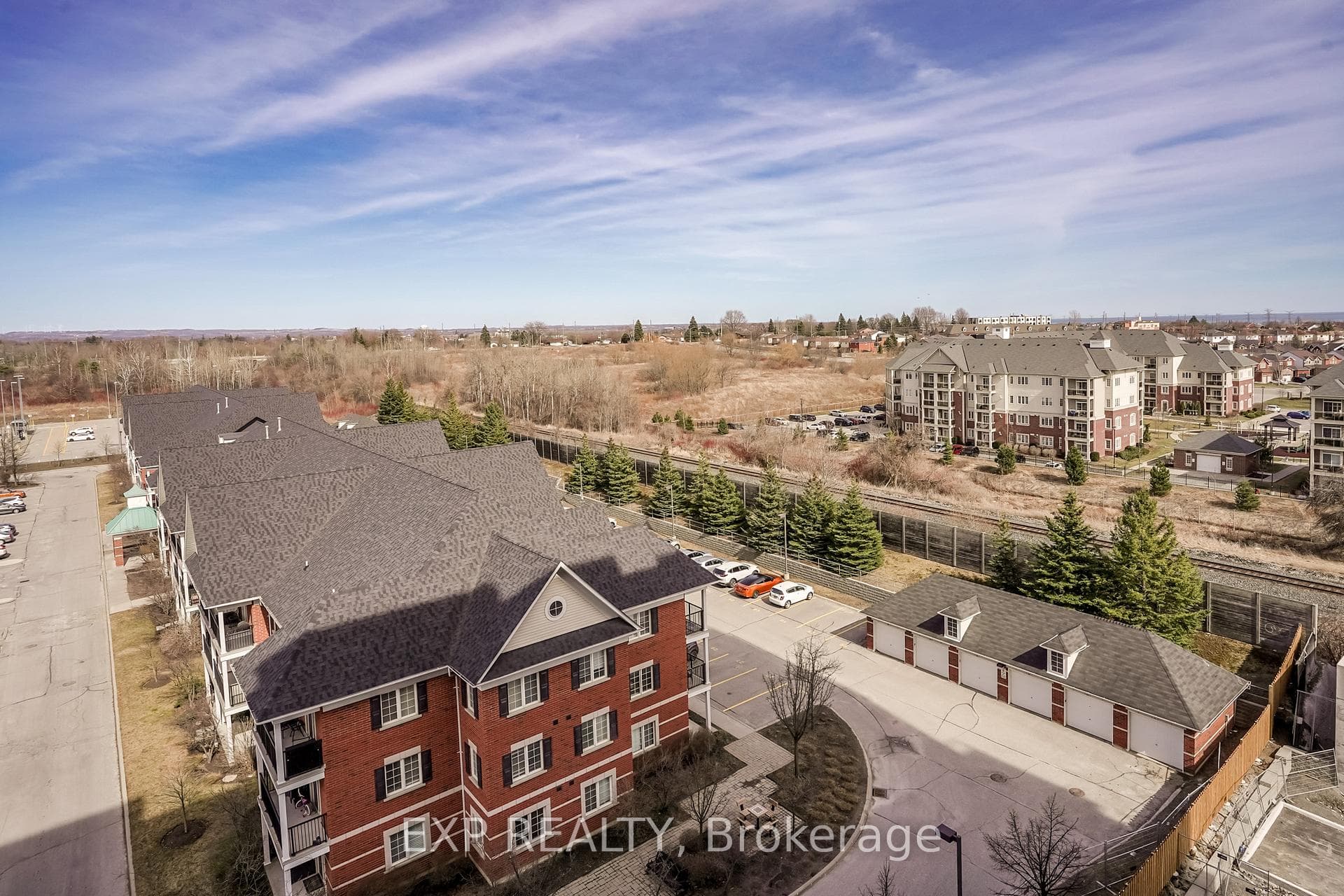 55 Clarington Boulevard Unit 806 photo 35