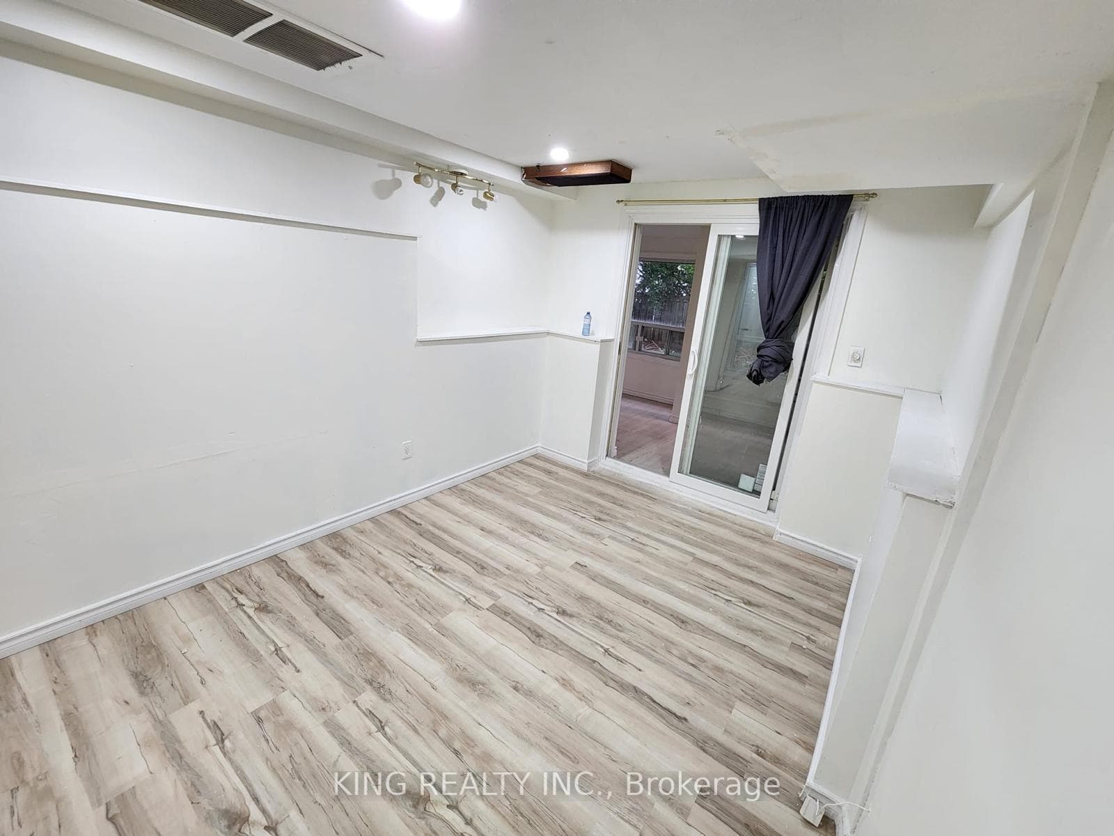 150 Cole Road photo 31