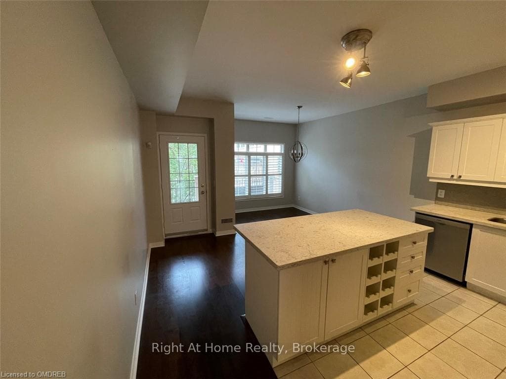 95 KERR Street Unit 5 photo 5