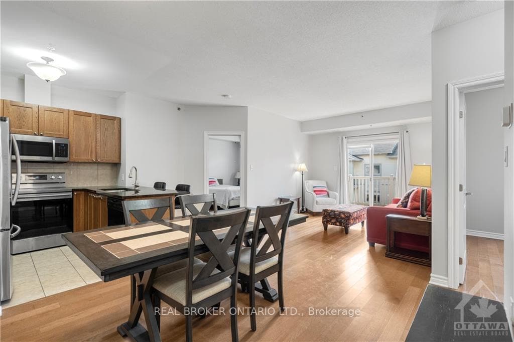 151 POTTS Place Unit 409 photo 4