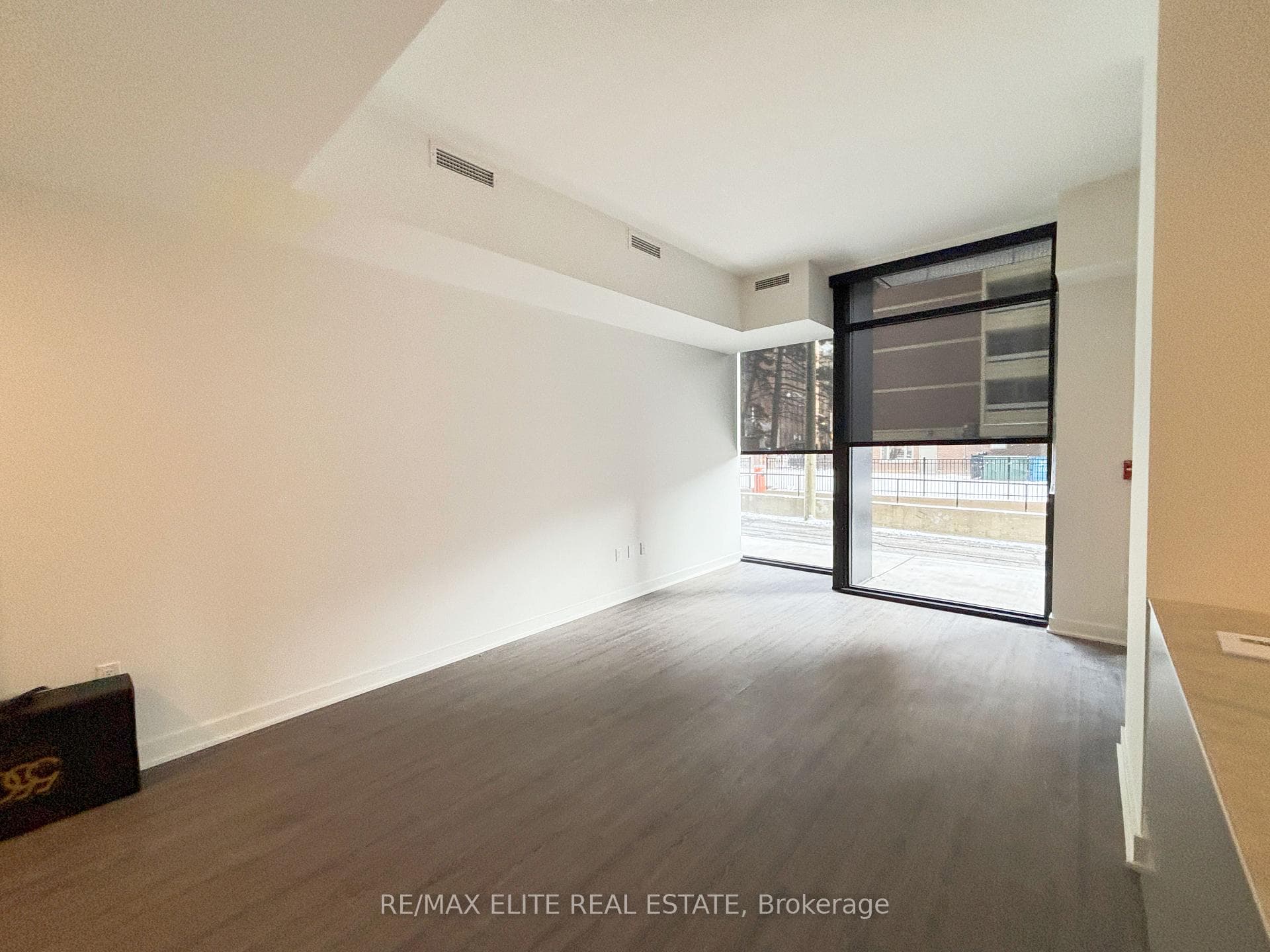 55 Charles Street Unit TH10 photo 4