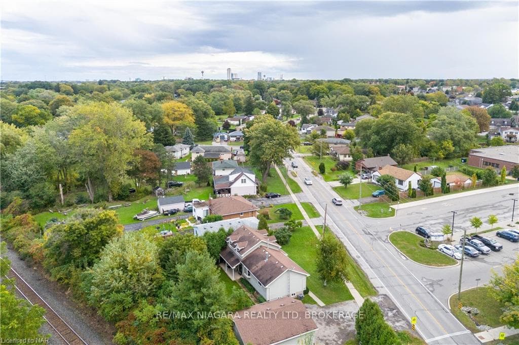8115 BEAVERDAMS Road photo 29