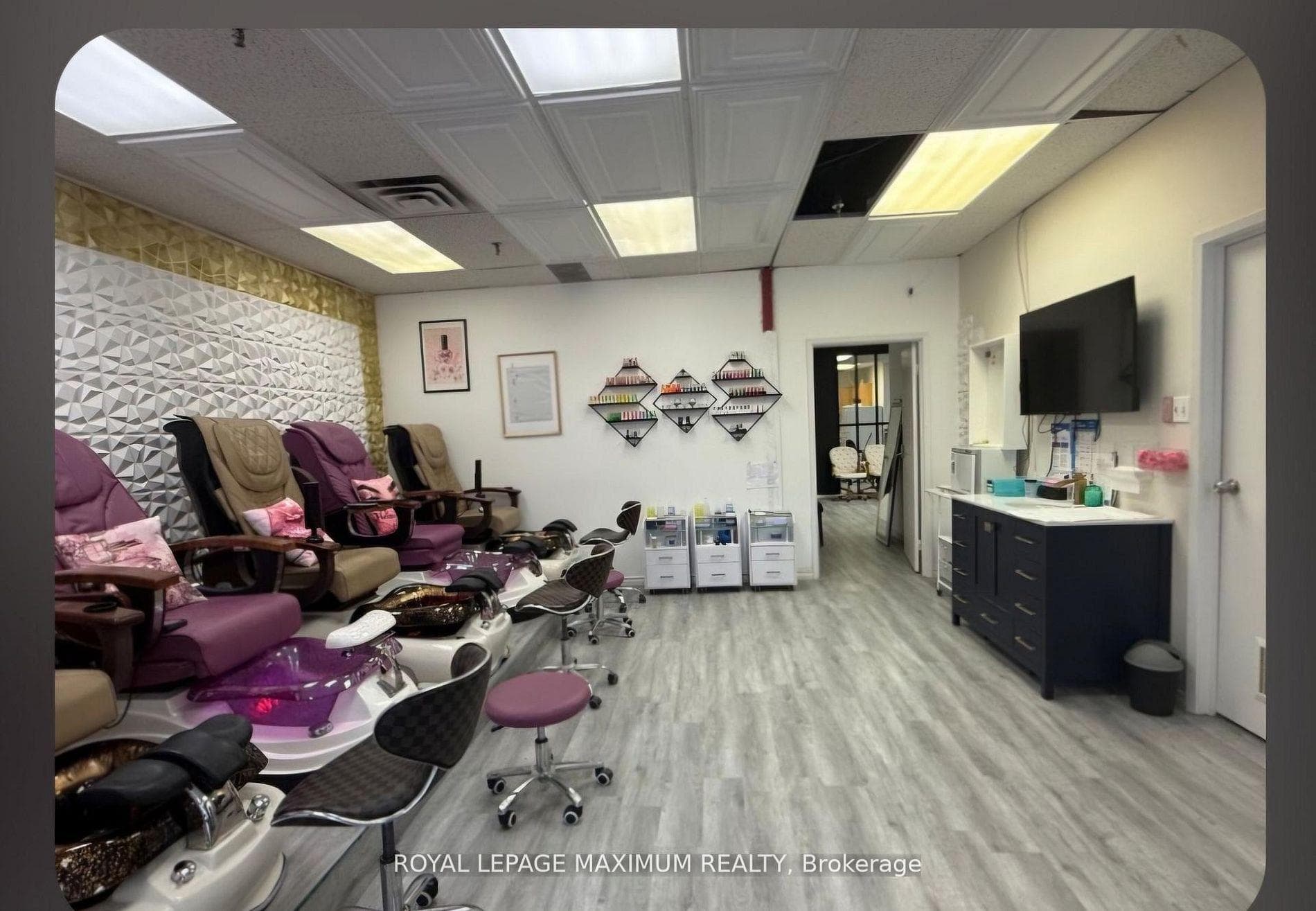 4220 Steeles Avenue Unit C10 photo 22