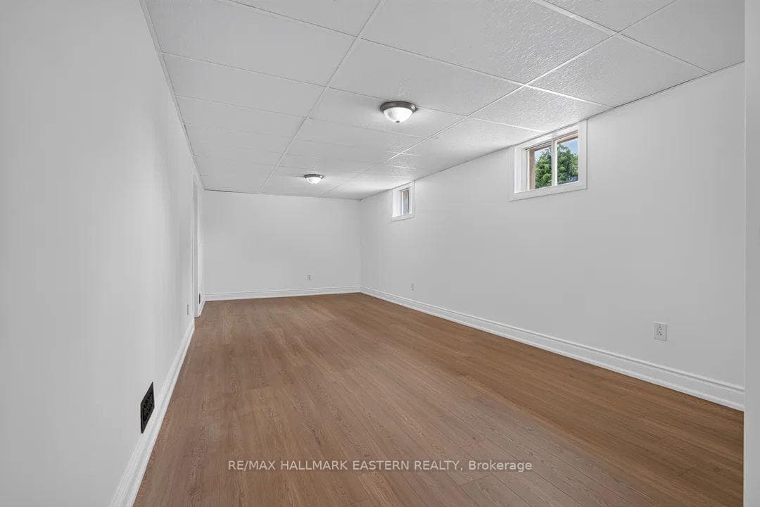 257 White Street photo 30