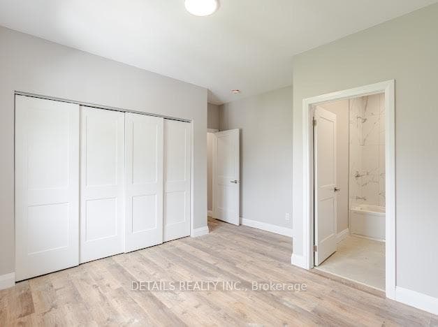659 Donat Street Unit 201 photo 21