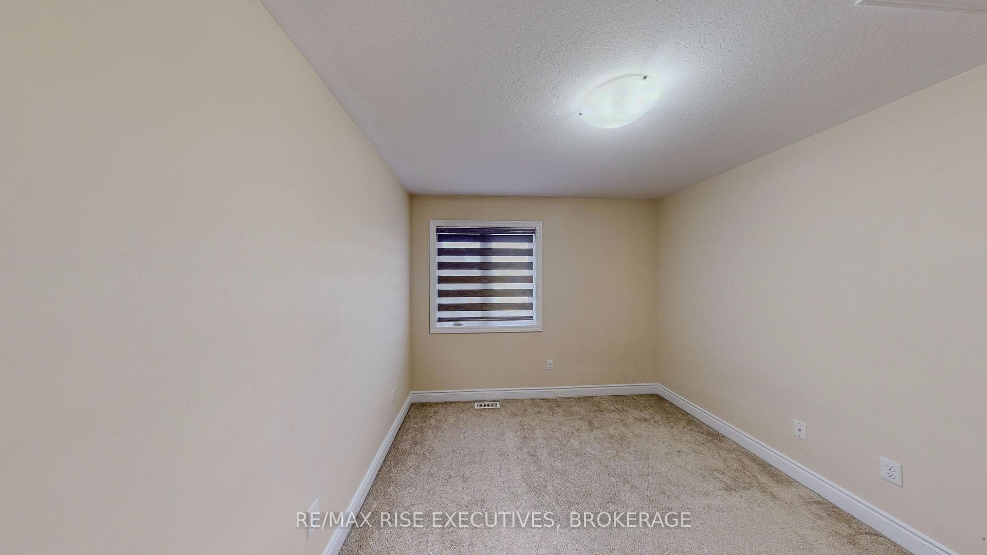 459 Beth Crescent photo 29