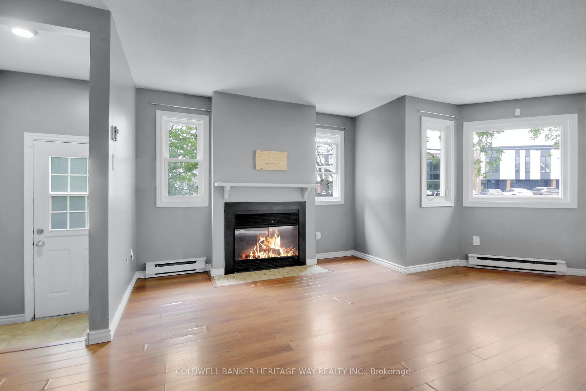 335 Mullett Street Unit 5 photo 9