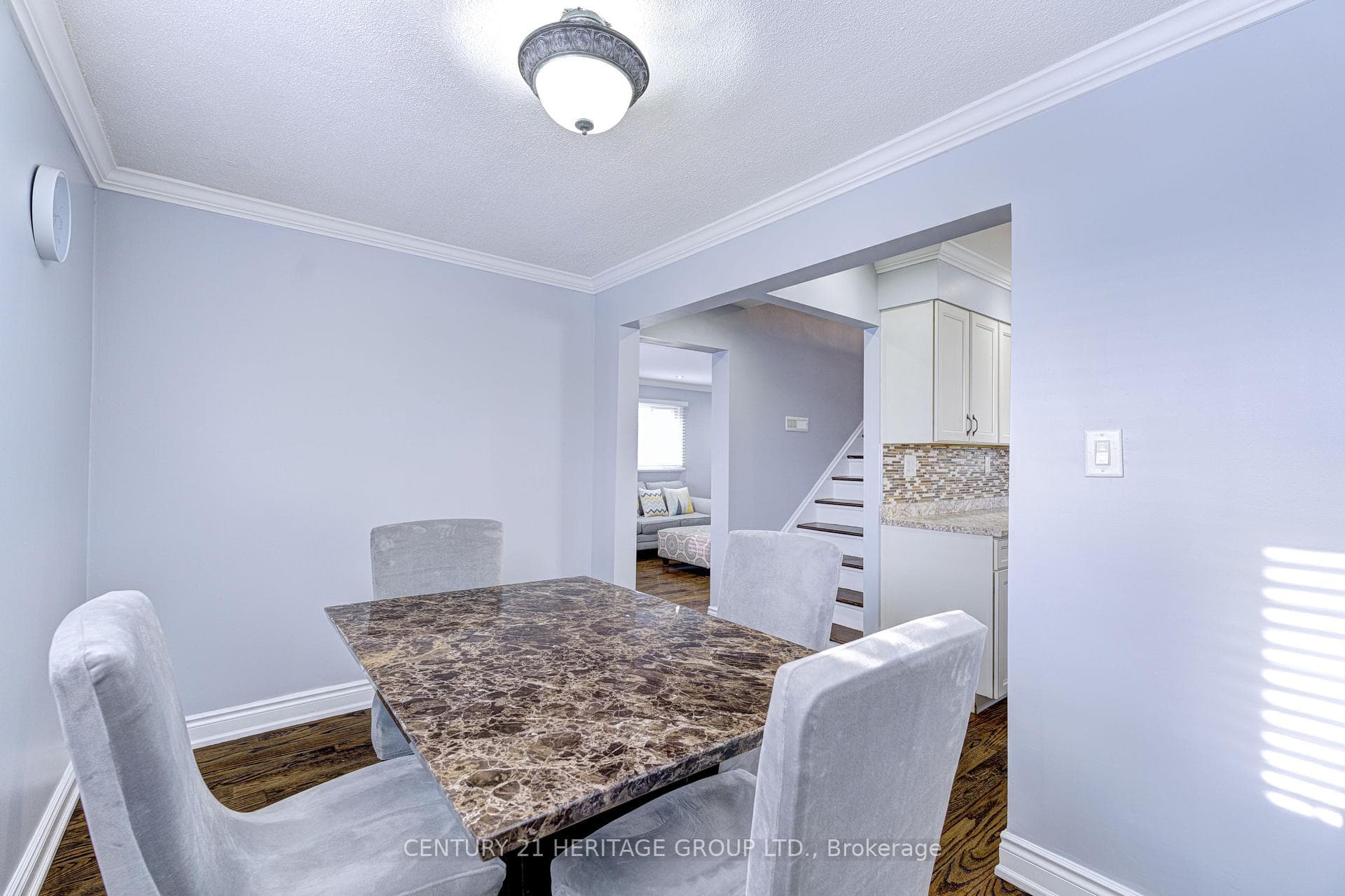 37 Selkirk Avenue photo 21