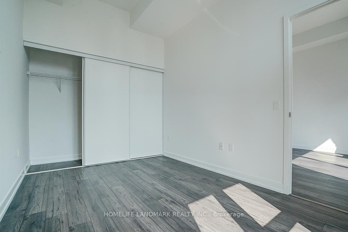 33 HELENDALE Avenue Unit 2004 photo 35