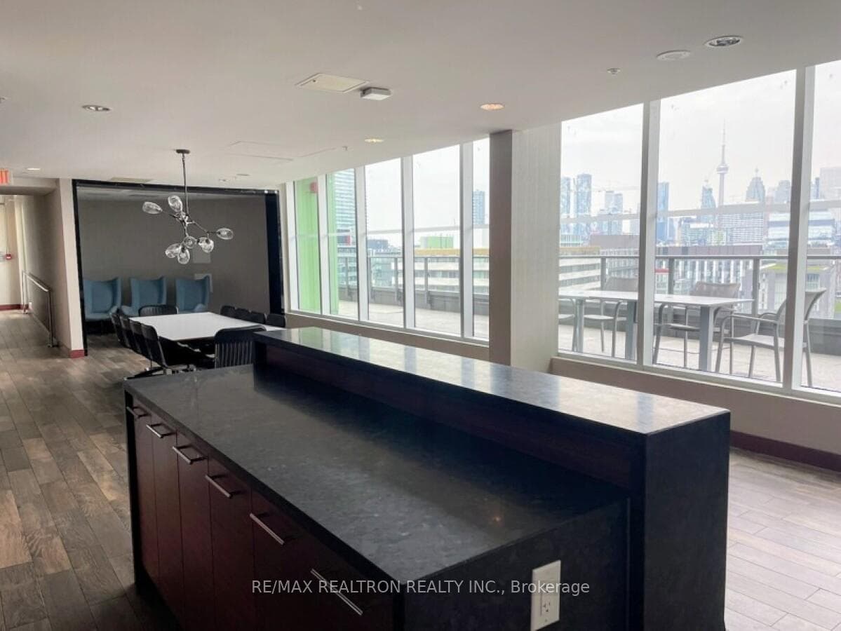 120 Bayview Avenue Unit S1305 photo 28