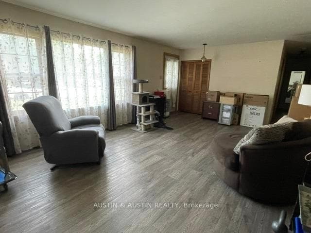 103 St. Charles Street photo 4
