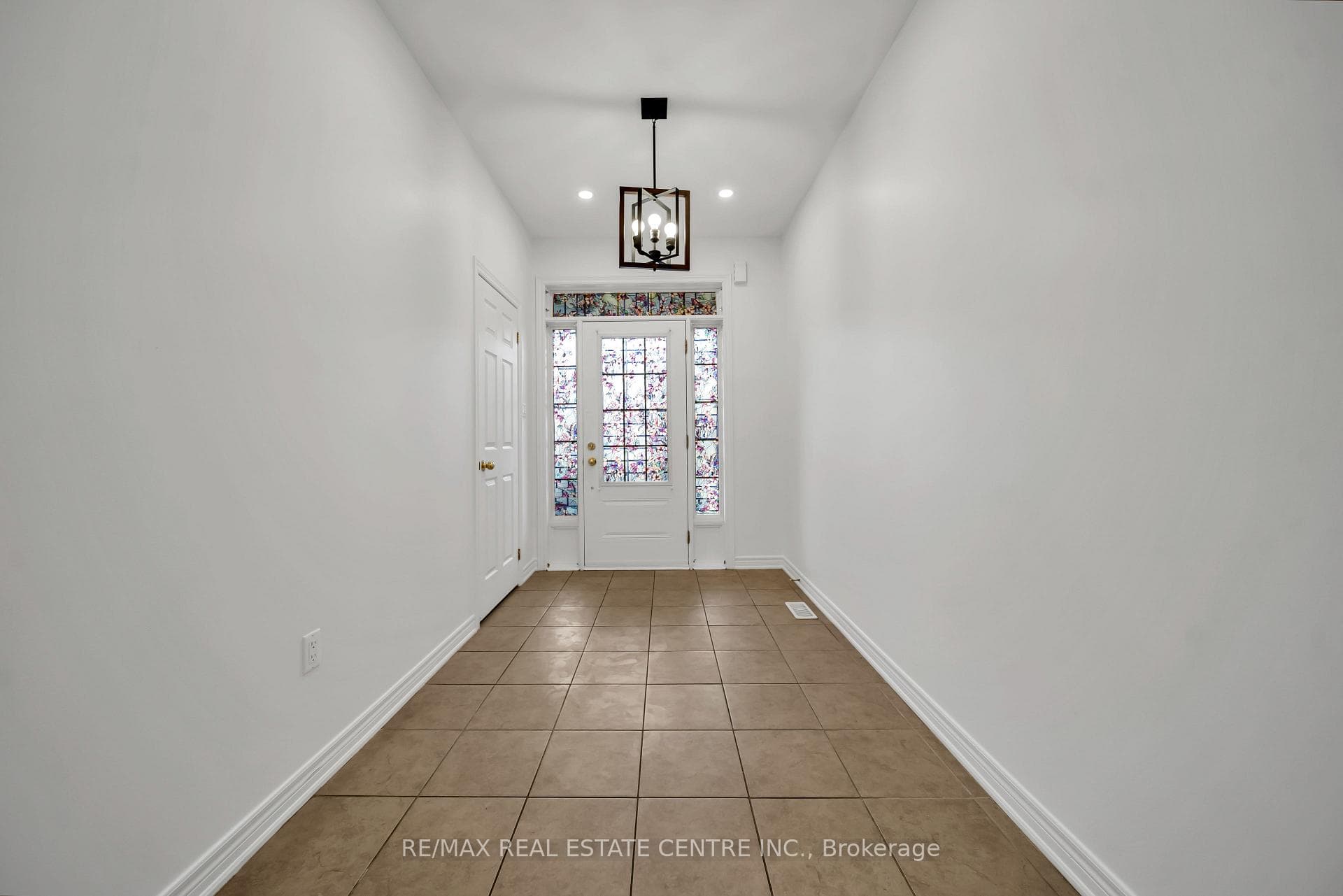 8 Munch Place photo 12