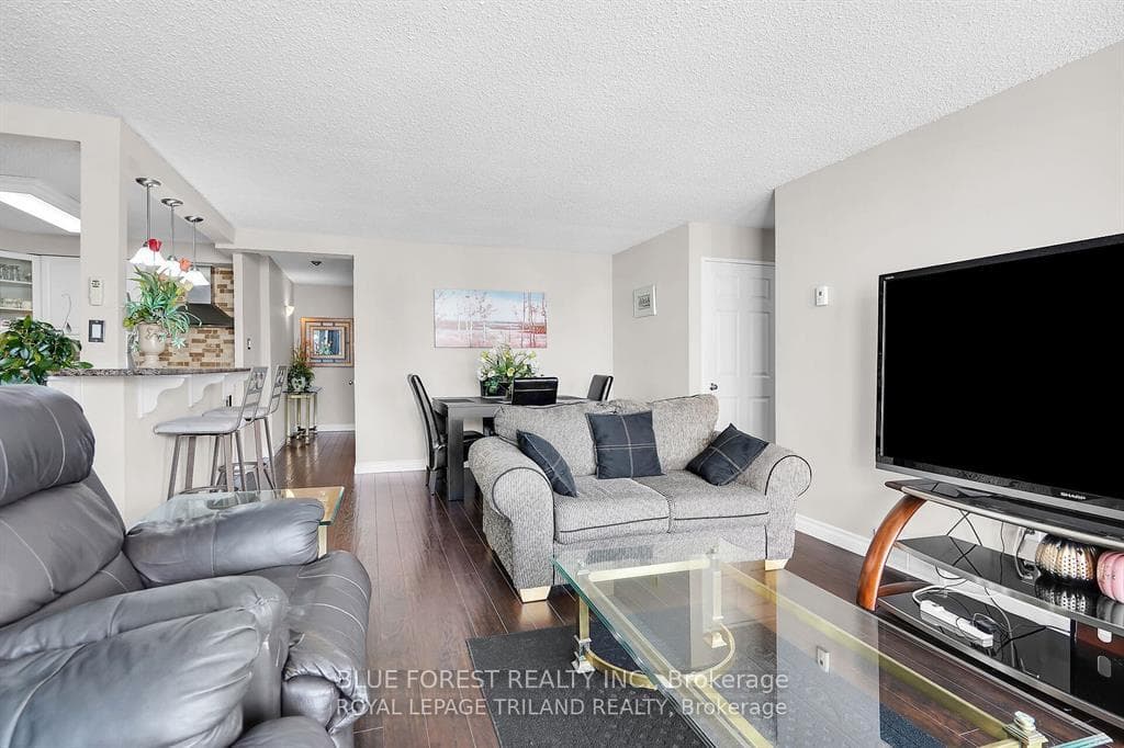 363 Colborne Street Unit 1006 photo 14