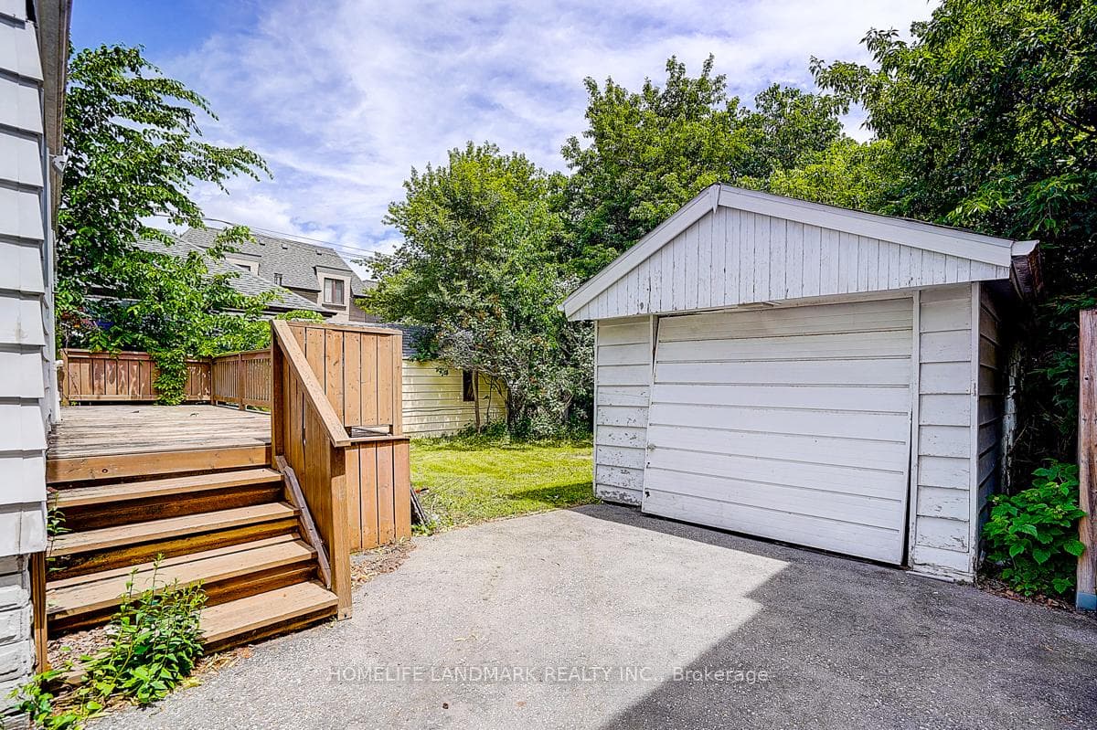 335 Willowdale Drive photo 50