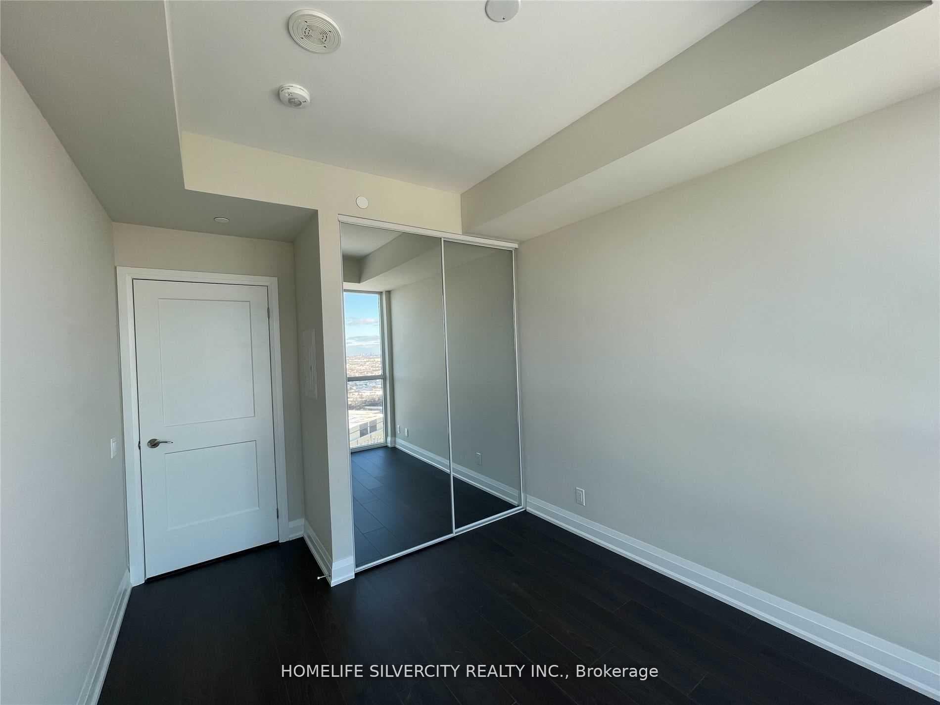 15 Lynch Street Unit 2404 photo 6
