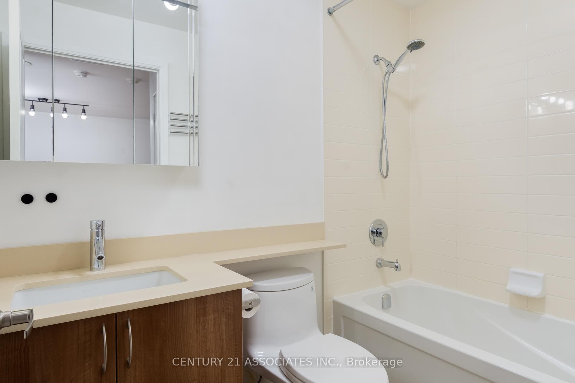 1 Michael Power Place Unit 418 photo 17