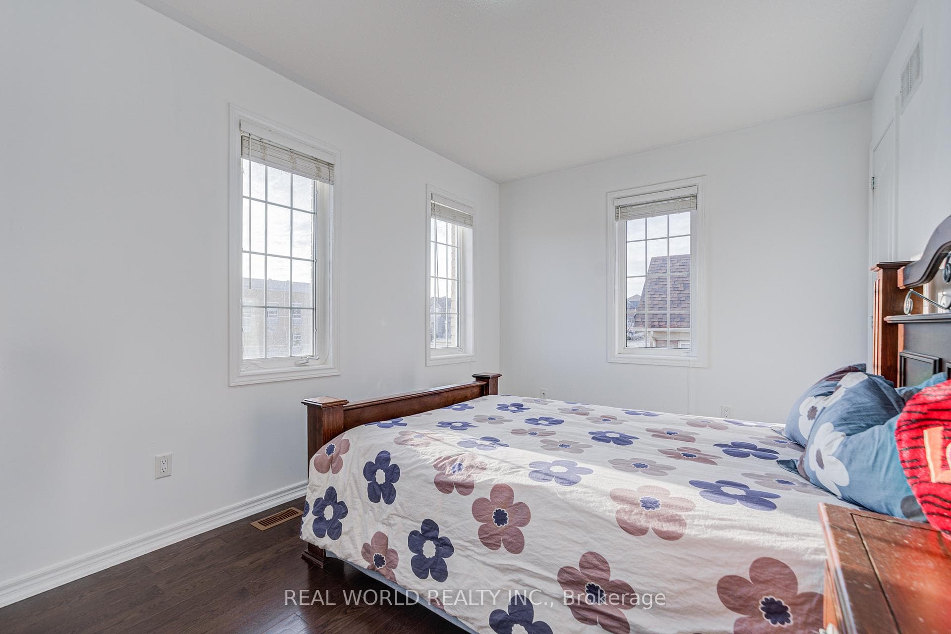 247 Selwyn Road photo 22