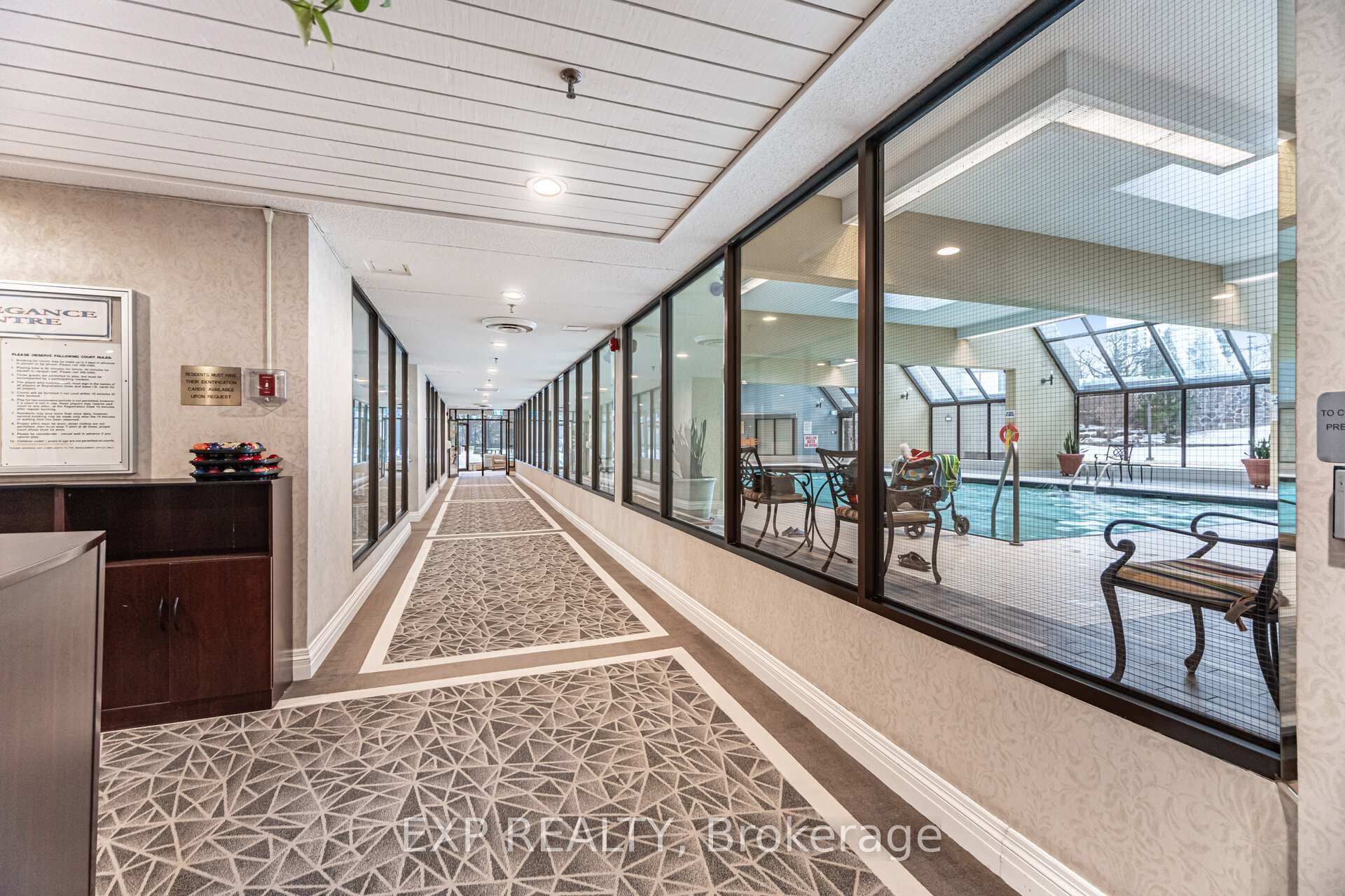 65 Skymark Drive Unit 2801 photo 34