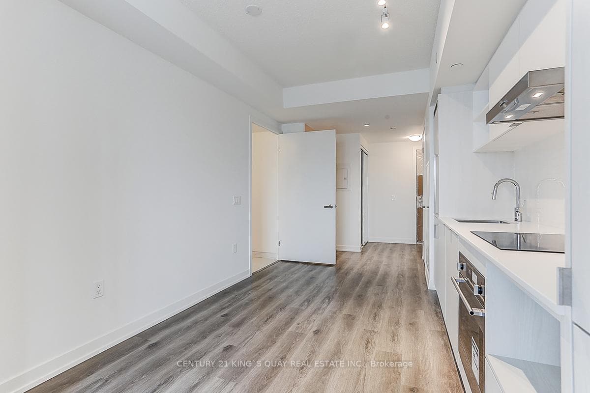 138 Downes Street Unit 3801 photo 27