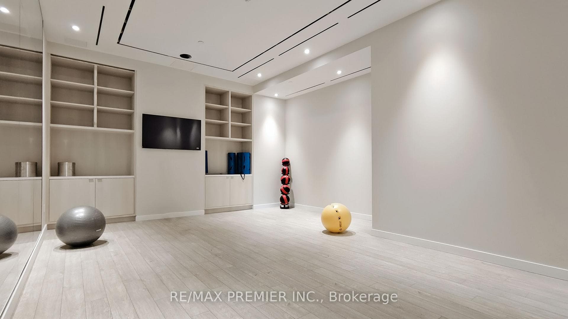 28 Ann Street Unit 1210 photo 31