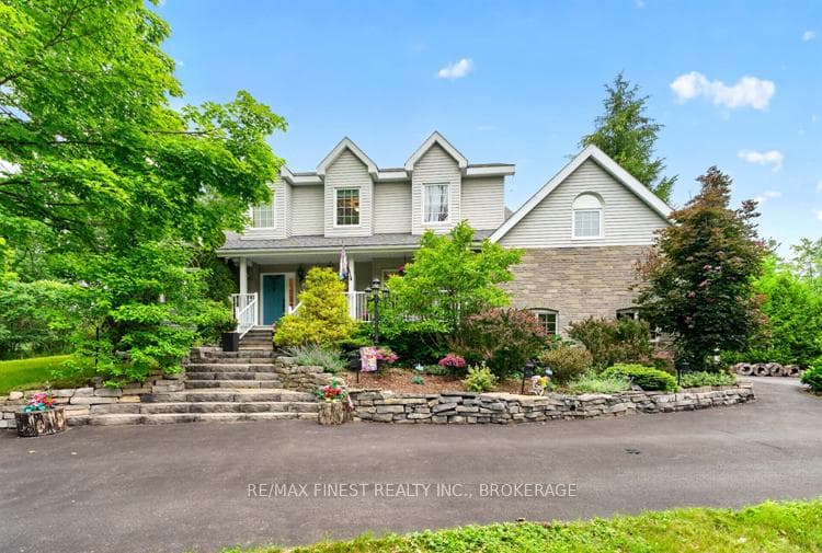 2038 Valleyview Drive photo 2