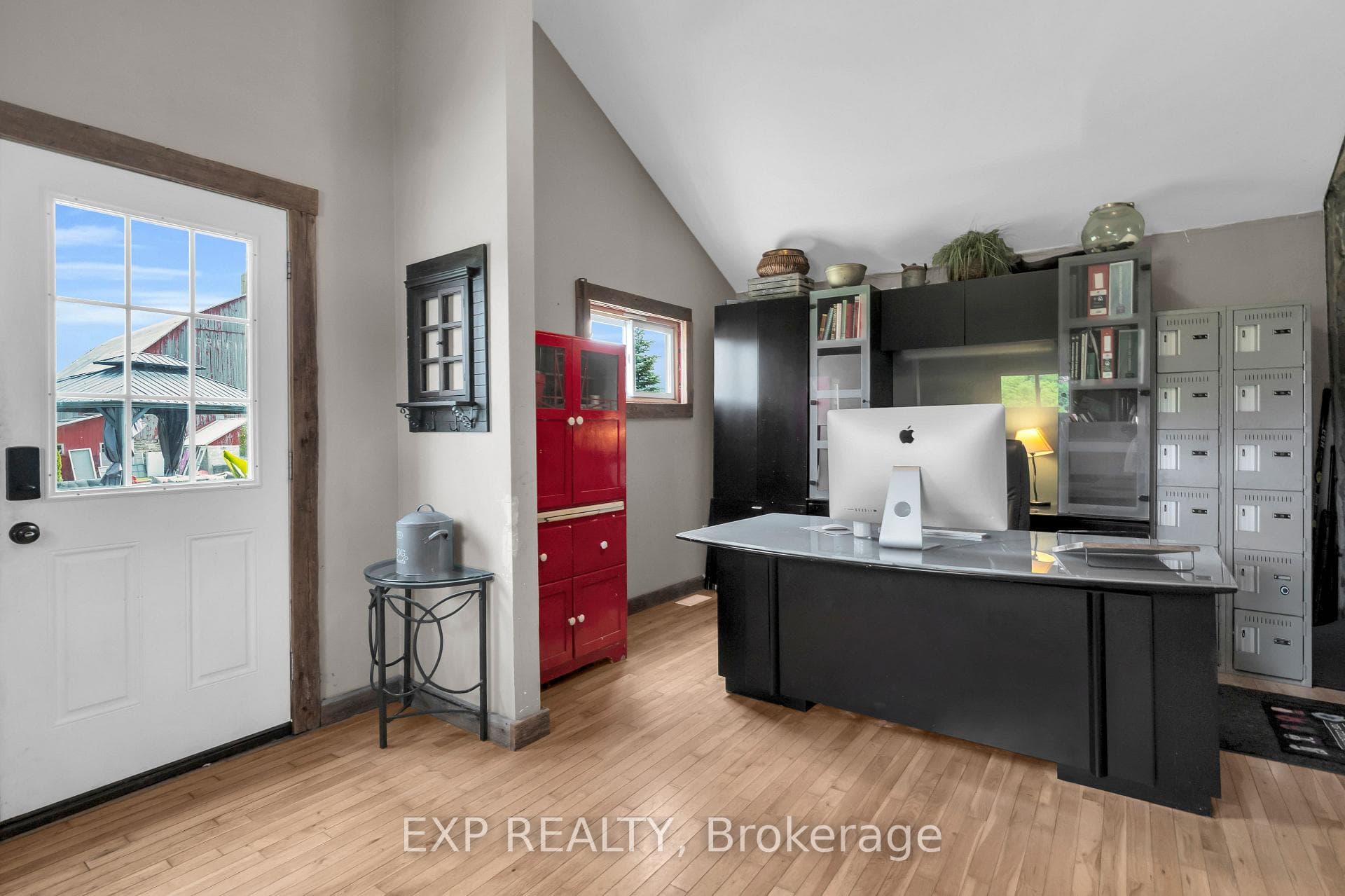 220 Lakeridge Road photo 26