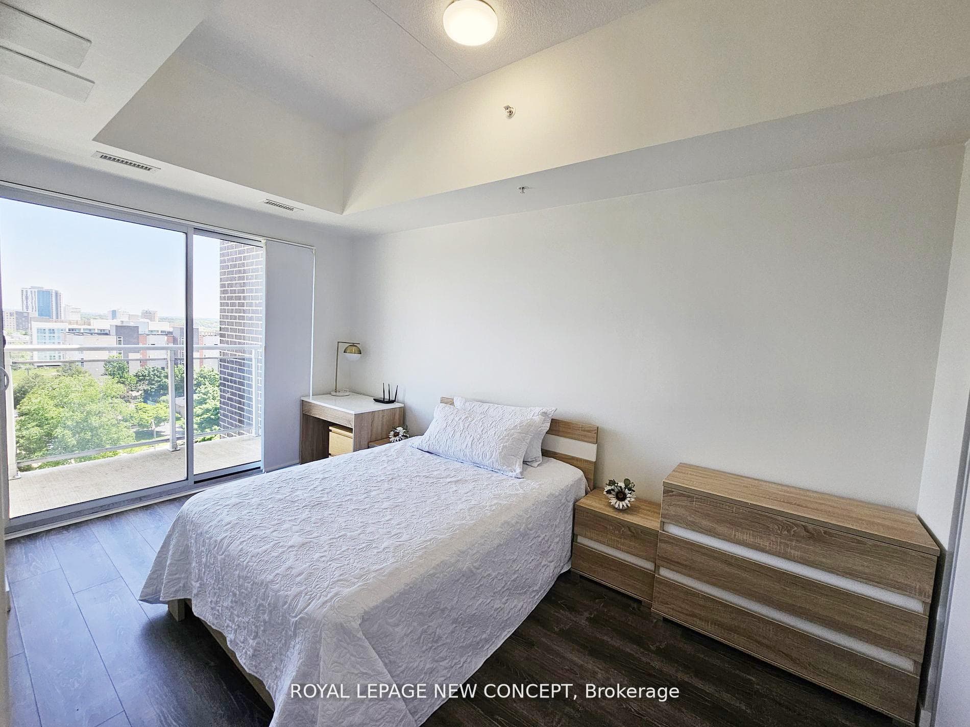 280 Lester Street Unit 818 photo 12