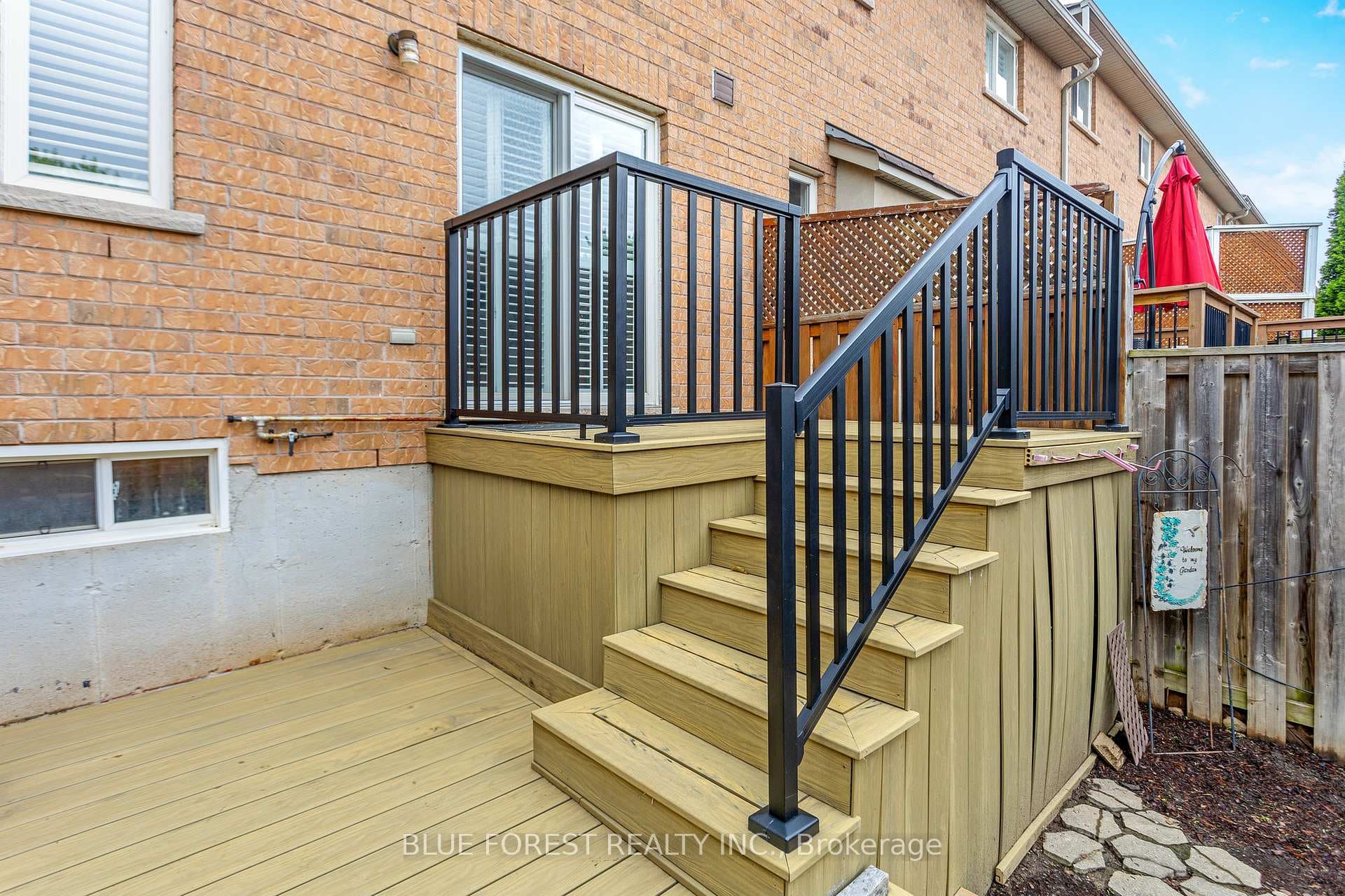 2414 Sequoia Way photo 25