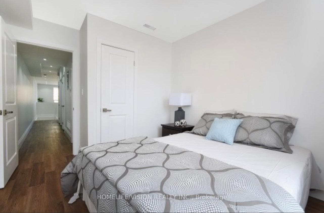 864A Broadview Avenue Unit Upper photo 10