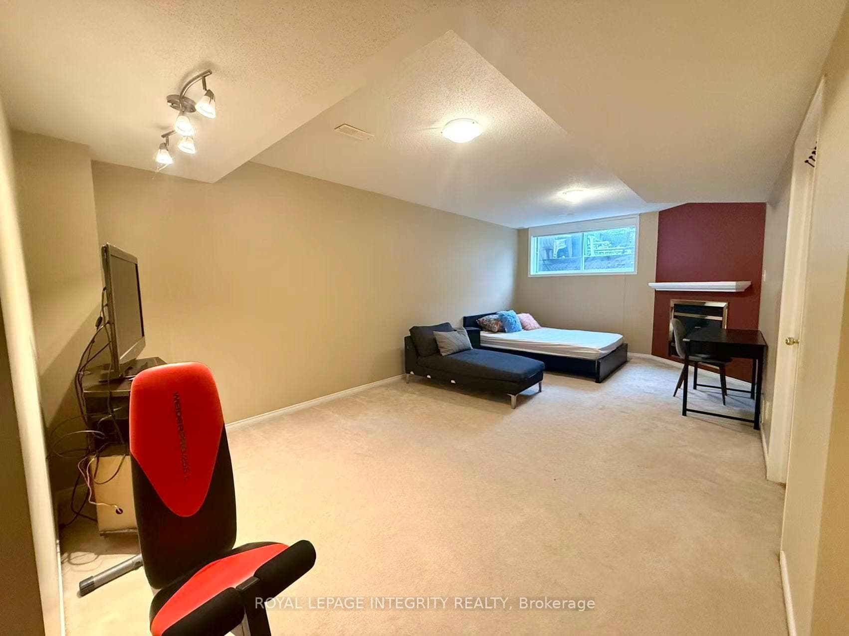 3 IPSWICH Terrace photo 15