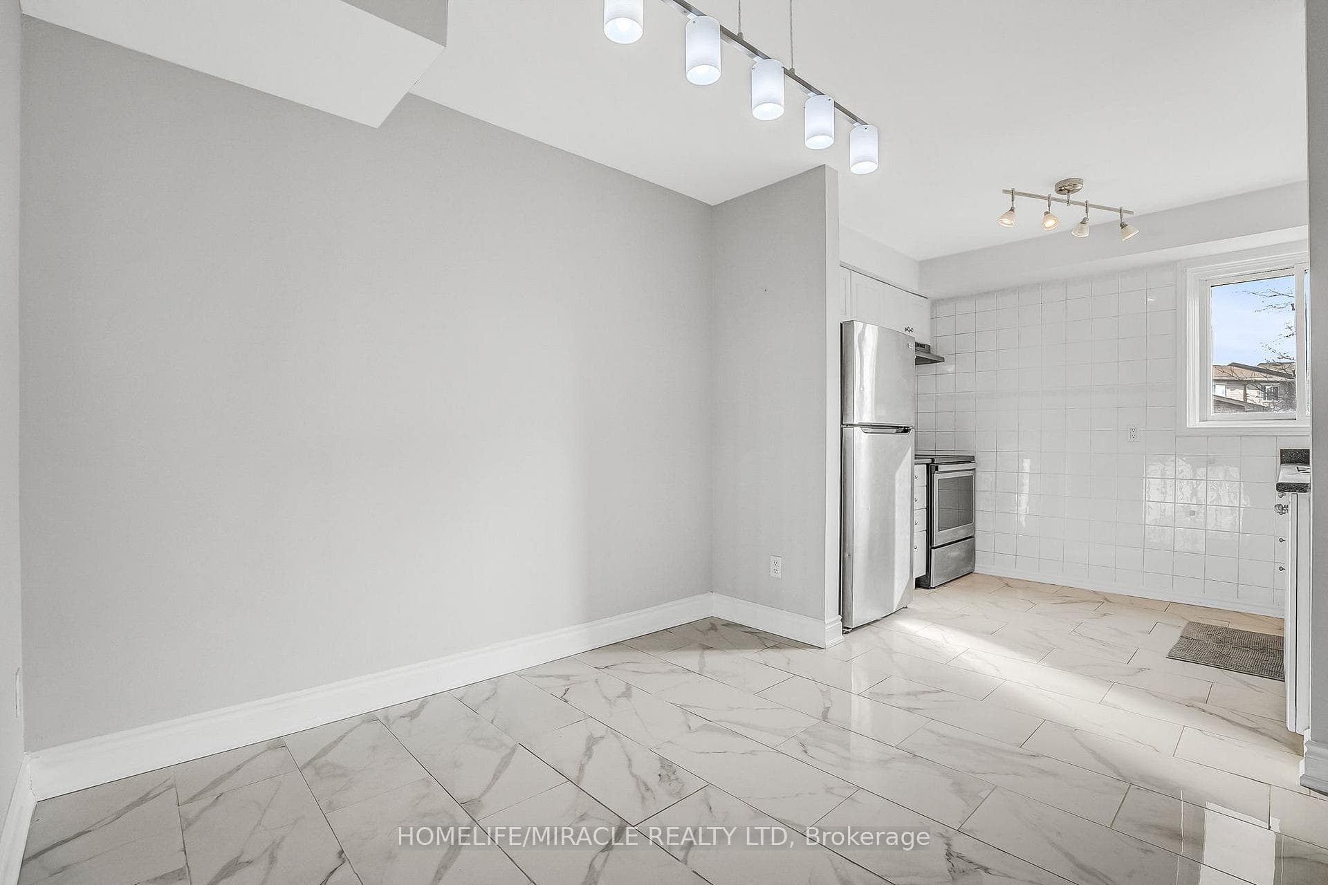2035 Asta Drive Unit 51 photo 14