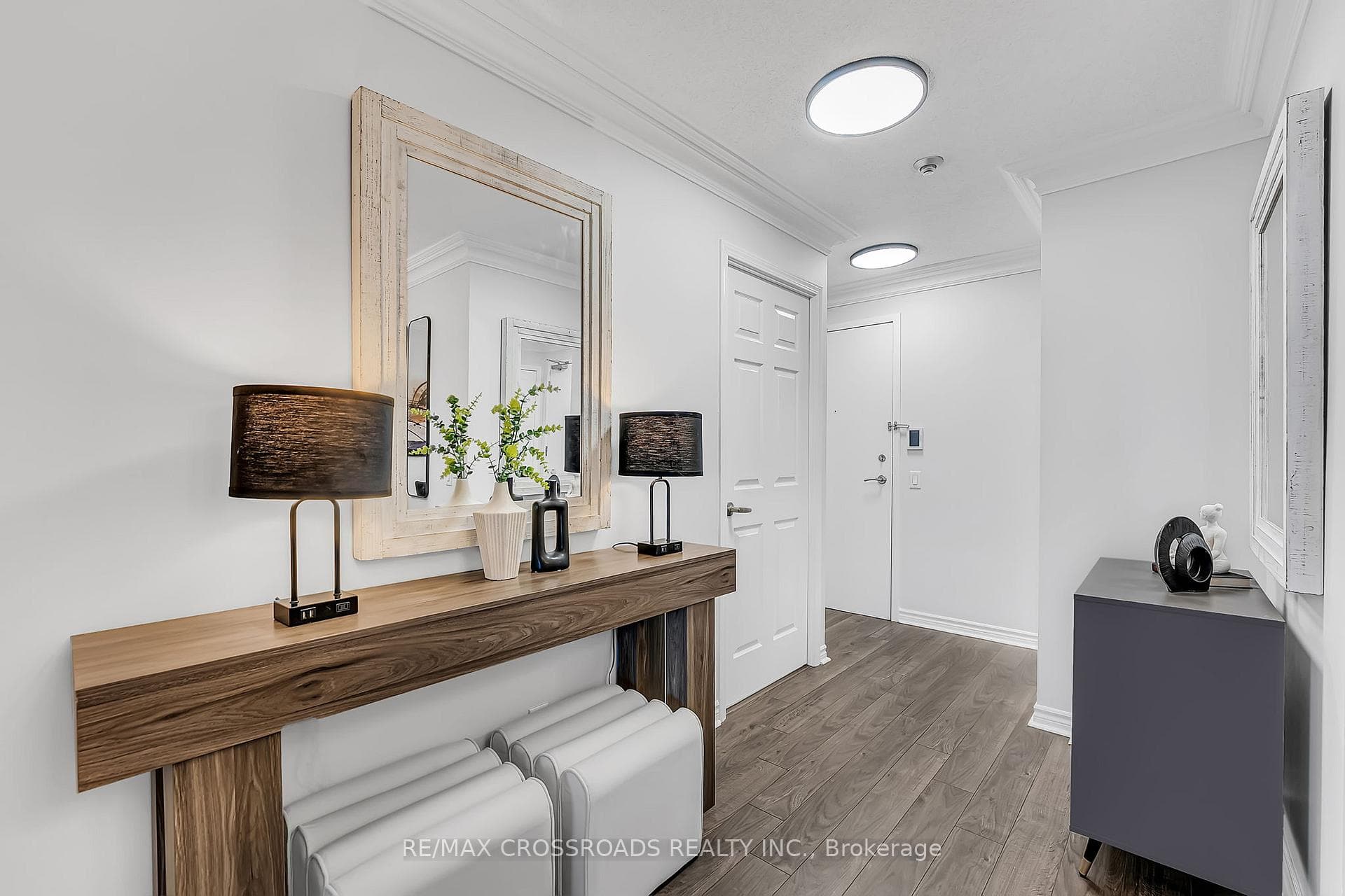 8 Mondeo Drive Unit 1307 photo 4