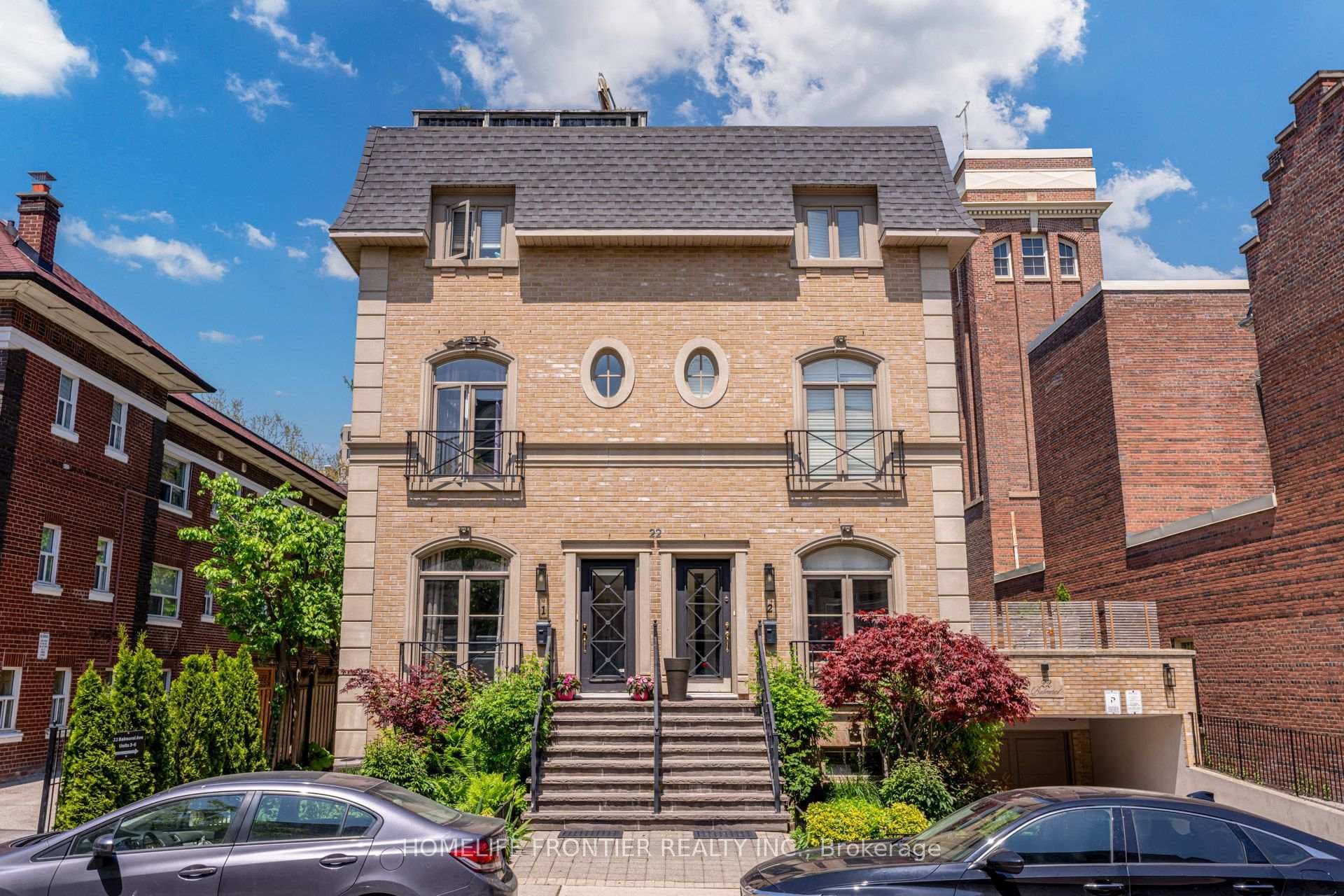 22 Balmoral Avenue Unit 4 photo 2