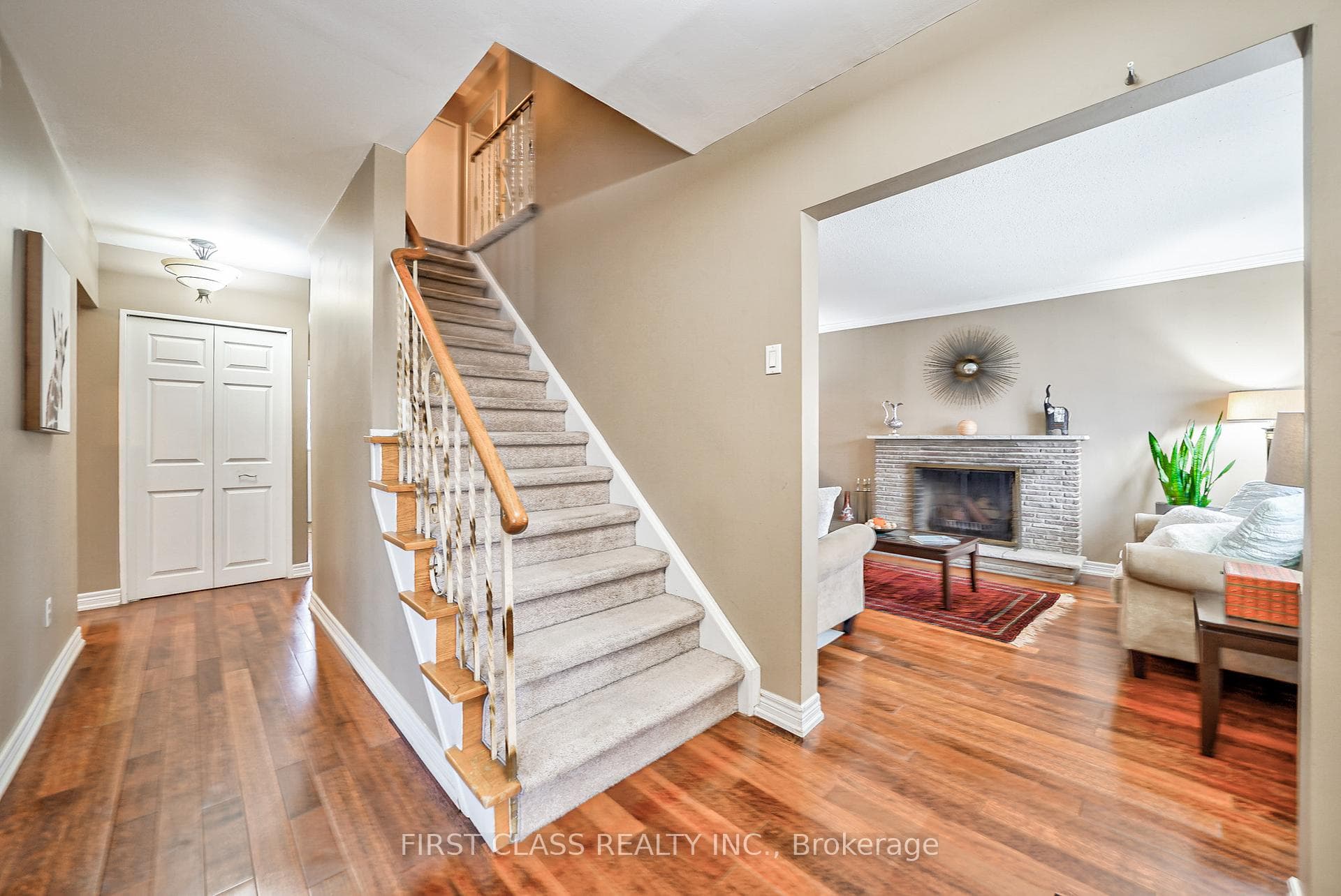 55 Havenbrook Boulevard photo 4