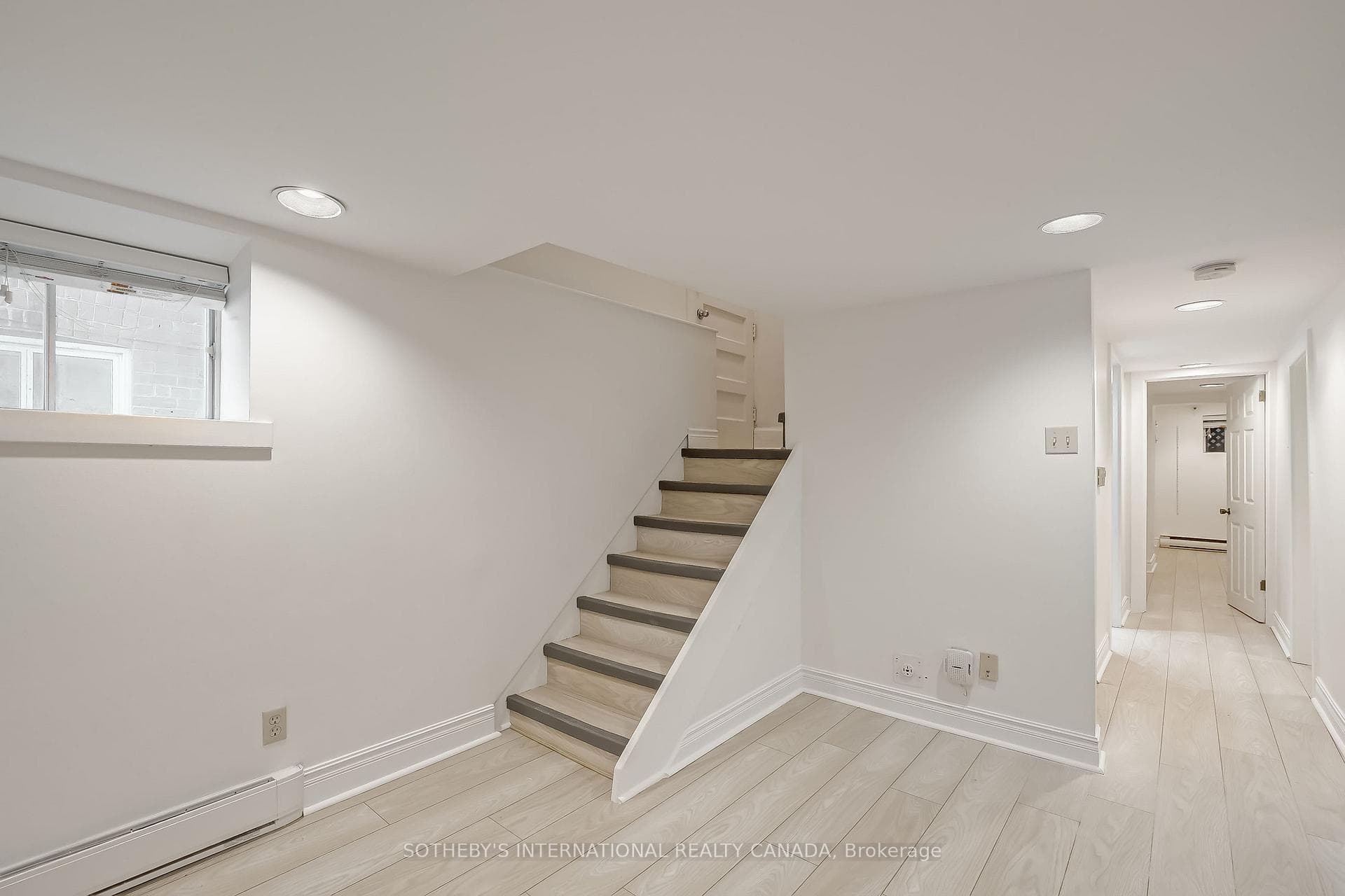 38 Browning Avenue Unit 1 photo 16