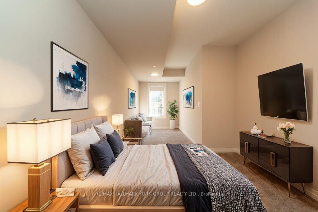 40 BAYNES Way Unit 4 photo 9