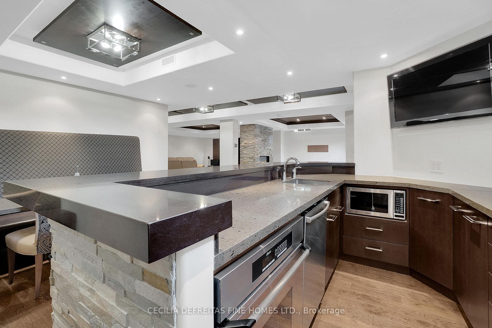 74 Mactaggart Drive photo 46