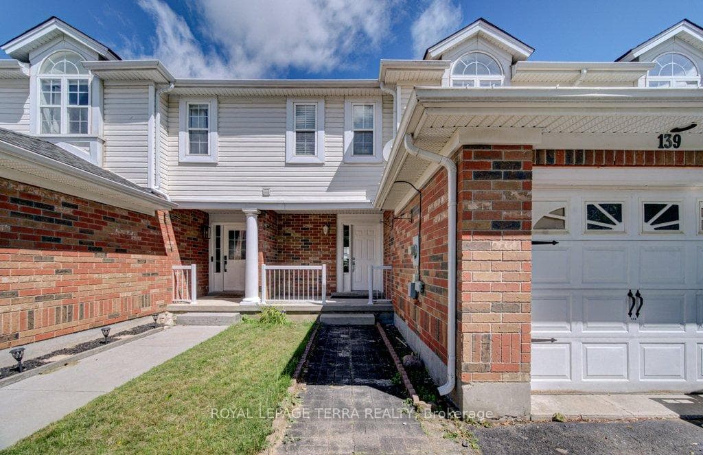 139 WERSTINE Terrace photo 2