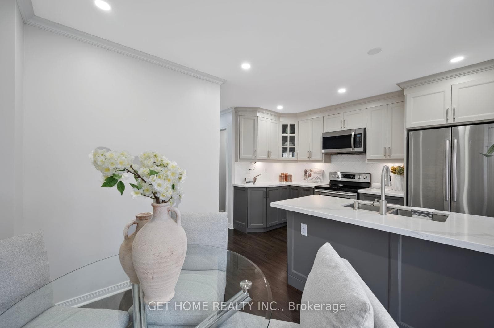 19 Benjamin Way photo 9