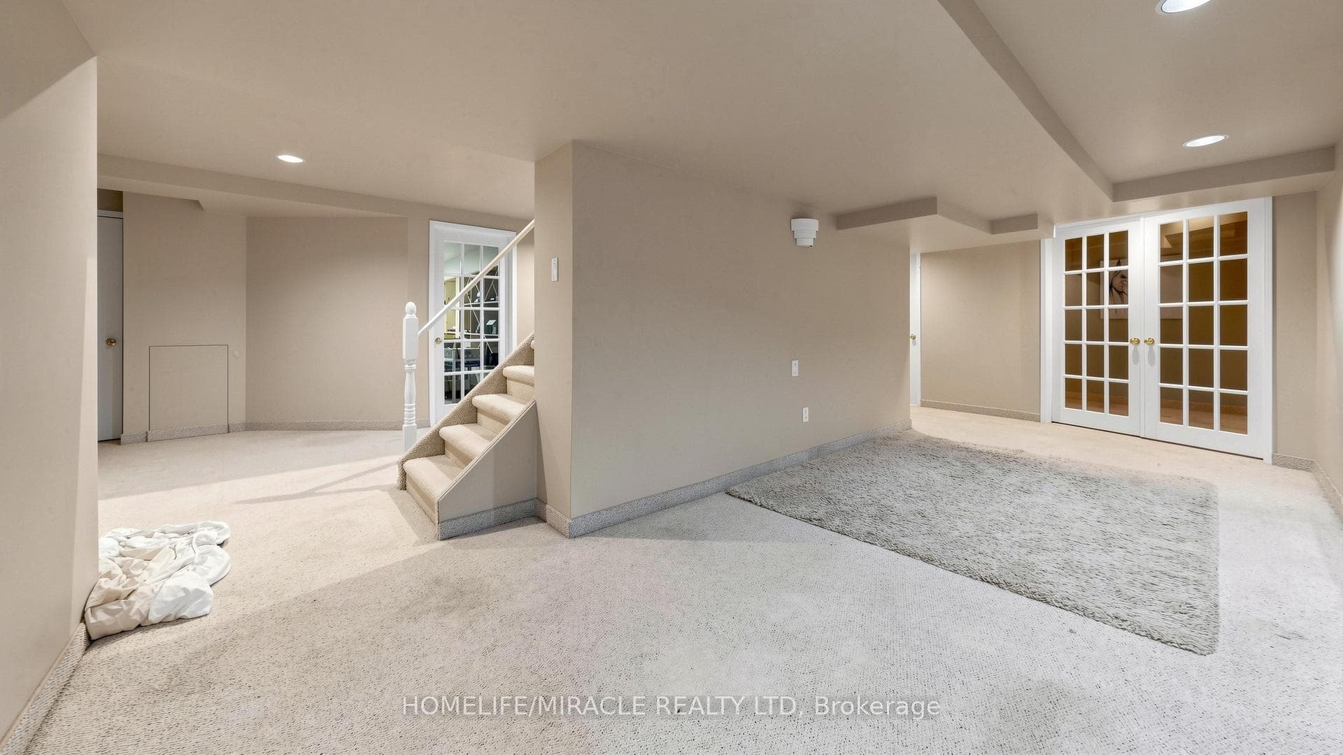 2873 Peacock Drive photo 42