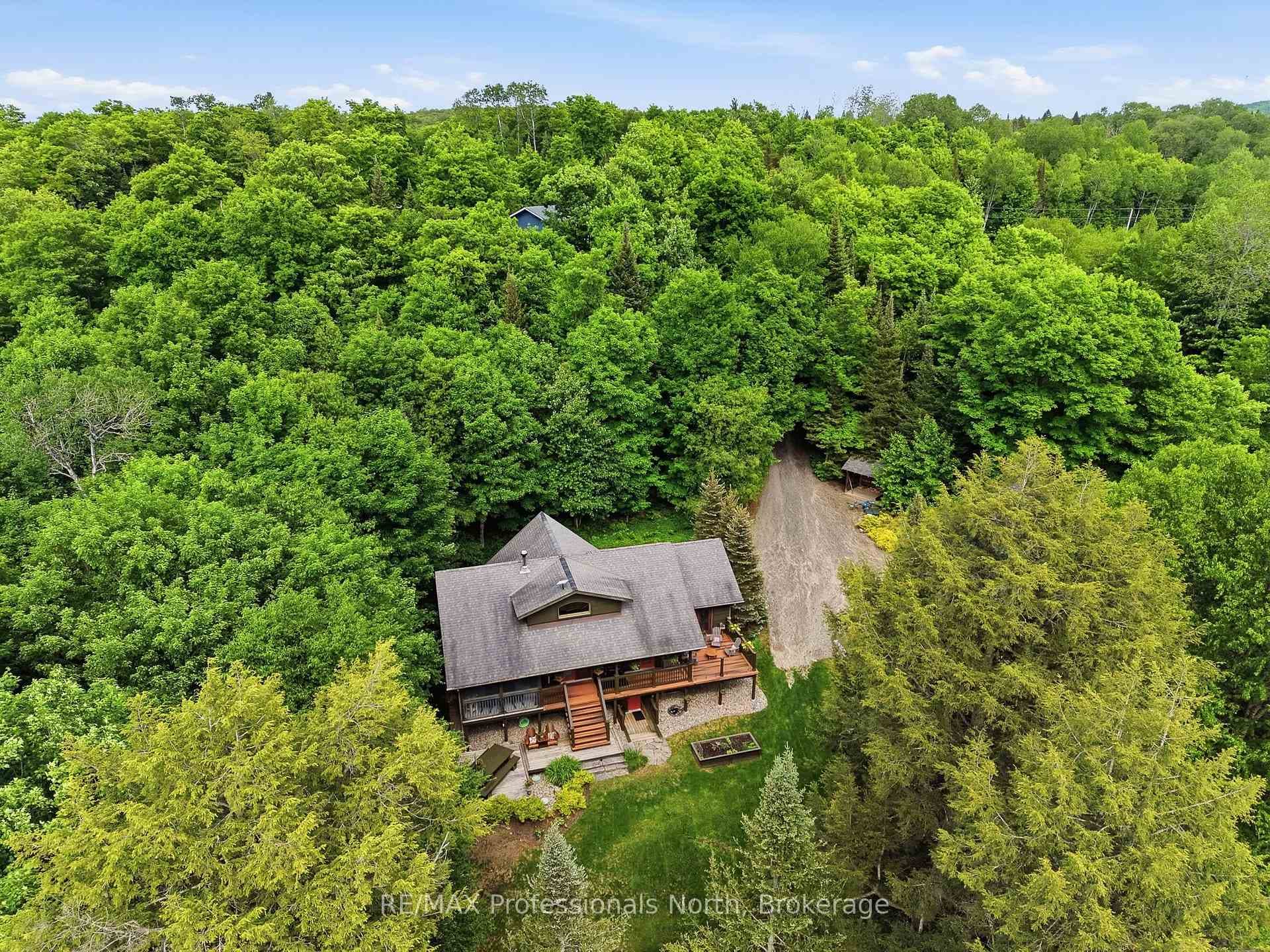 200 Riverside Drive photo 43